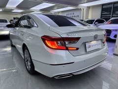 Honda Accord 2018 260TURBO Luxury National V - ფოტო 10