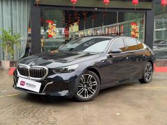 BMW 5 Series 530Li Premier M Sport Package - ფოტო 1