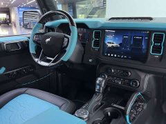 Ford Bronco 2.3T Automatic - ფოტო 20