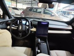 Geely Boyue L 1.5TD DCT Luxury - ფოტო 6