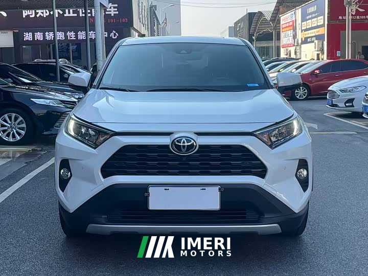 Toyota RAV4 2.0L CVT FWD Fashion Plus - ავტომობილი ჩინეთიდან