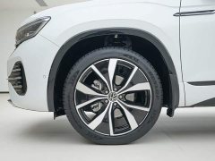 Volkswagen Taos 2023 380TSI AWD R-Line Pro Smart Edition - ფოტო 14