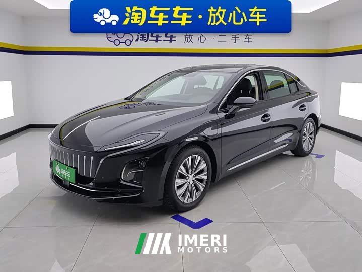 FAW Hongqi E-QM5 500km Travel Edition