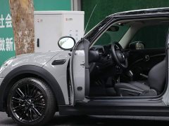 BMW MINI 1.5T COOPER Classic Edition - ფოტო 15