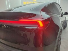 Tesla Model Y Rear-Wheel Drive - ფოტო 18