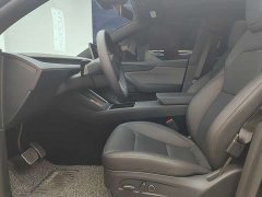Tesla Model Y Rear-Wheel Drive - ფოტო 7