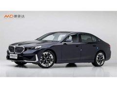 BMW 5 Series 530Li Luxury Edition Premium Package - ფოტო 1