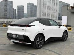 Lynk & Co Geely Linker 20 530km Rear-wheel Drive Pro - ფოტო 3