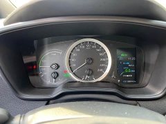 Toyota Corolla Hybrid 1.8H E-CVT Sport - ფოტო 11