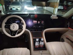 AITO M9 Extended Range Max 42kWh 6-Seater - ფოტო 10