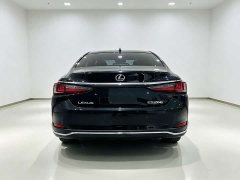 Lexus ES 260 Excellence Edition - ფოტო 3