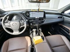 Lexus ES 260 Excellence Edition - ფოტო 6