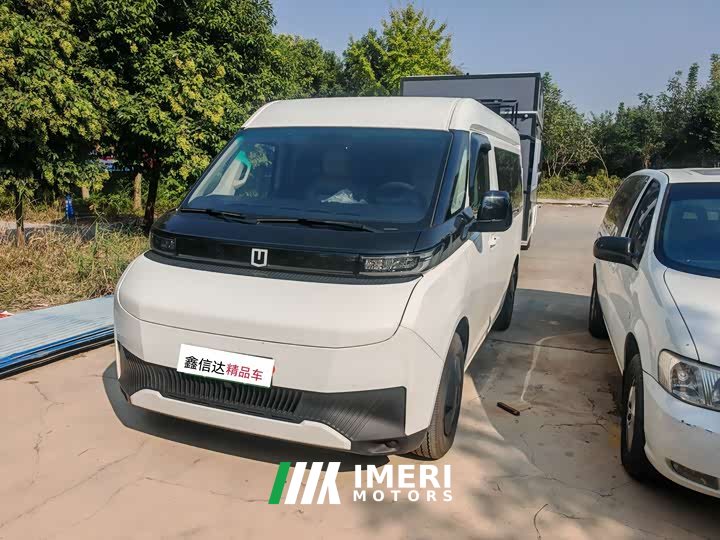 Long-Range Super Remote Super VAN Yuche Edition Short Wheelbase Medium Roof 83kWh