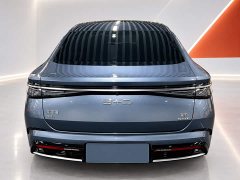 BYD Seal Honor Edition DM-i 1.5L 121km Prestigious Edition - ფოტო 5