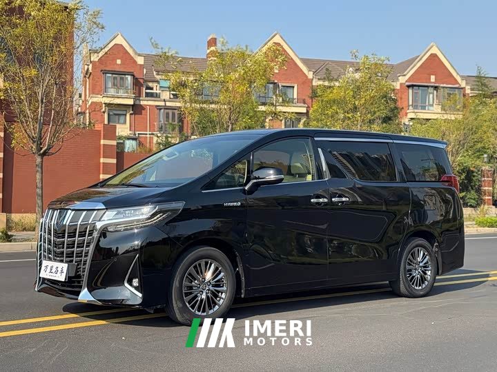 Toyota Alphard Hybrid 2.5L Luxury