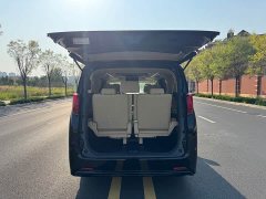 Toyota Alphard Hybrid 2.5L Luxury - ფოტო 18