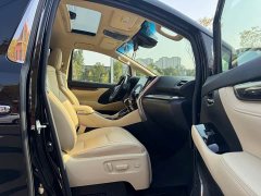 Toyota Alphard Hybrid 2.5L Luxury - ფოტო 8