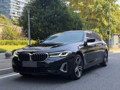 BMW 5 Series 530Li Premier Luxury Package - ფოტო 1