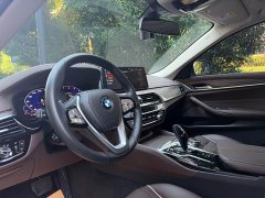 BMW 5 Series 530Li Premier Luxury Package - ფოტო 8
