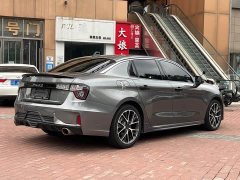 Lynk & Co 03 2.0TD Pro Edition - ფოტო 4
