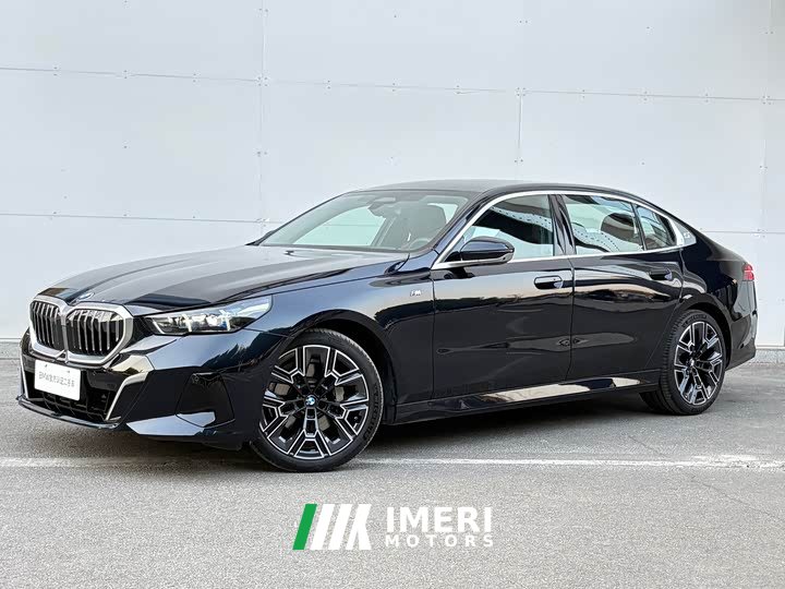 BMW 5 Series 530Li Luxury M Sport Package - ავტომობილი ჩინეთიდან