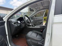 Geely Emgrand 2022 4th Generation 1.5L CVT Luxury - ფოტო 4