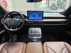 Lincoln Explorer 2.0T AWD Elite - ფოტო 7