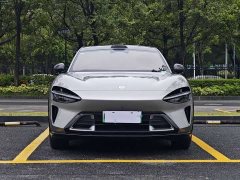 Xiaomi YU7 Four-Wheel Drive Max Edition - ფოტო 1
