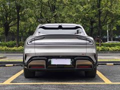 Xiaomi YU7 Four-Wheel Drive Max Edition - ფოტო 4