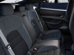 Porsche Taycan 4 - ფოტო 10