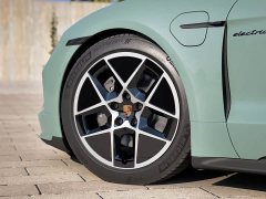 Porsche Taycan 4 - ფოტო 3