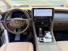Toyota Vellfire 2024 Crown Hybrid 2.5L Premium Edition - ფოტო 7