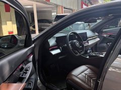 BMW i5 eDrive 35L M Sport Package - ფოტო 8