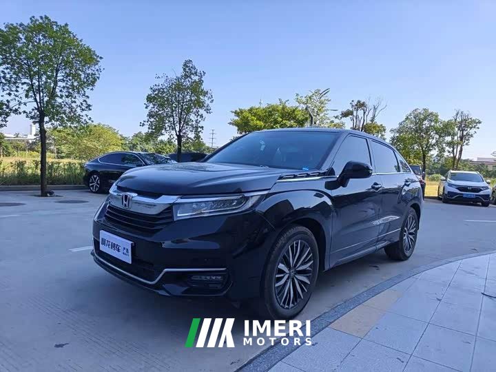 Honda CR-V 370TURBO Two-Wheel Drive Luxury