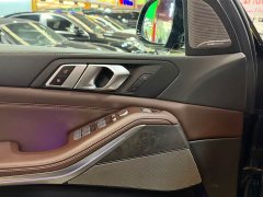 BMW X5 xDrive 30Li M Sport Luxury Night Edition Package - ფოტო 11