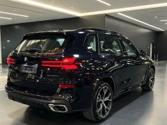 BMW X5 xDrive 30Li M Sport Luxury Night Edition Package - ფოტო 5