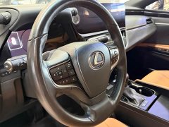 Lexus ES 200 Excellence Edition - ფოტო 12