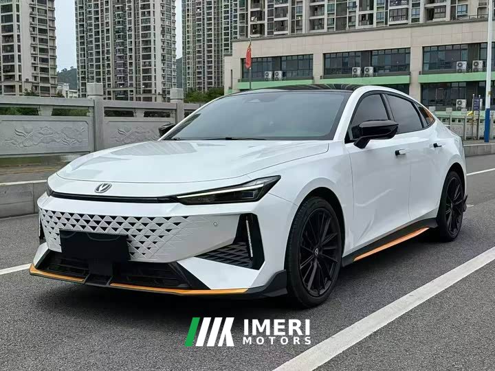 Changan UNI-V 1.5T Premium Sport - ავტომობილი ჩინეთიდან