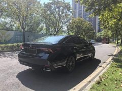 Toyota Avalon 2.0L XLE Premium Edition - ფოტო 10