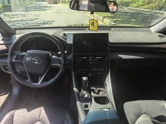 Toyota Avalon 2.0L XLE Premium Edition - ფოტო 4