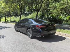 Toyota Avalon 2.0L XLE Premium Edition - ფოტო 8