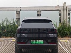 Volvo XC70 Plug-in Hybrid AWD Extended Range Core - ფოტო 4