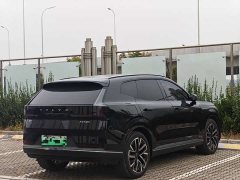 Volvo XC70 Plug-in Hybrid AWD Extended Range Core - ფოტო 5