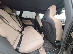 Volvo XC70 Plug-in Hybrid AWD Extended Range Core - ფოტო 8