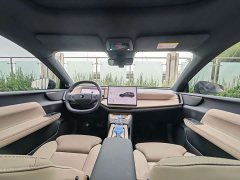 Volvo XC70 Plug-in Hybrid AWD Extended Range Core - ფოტო 9