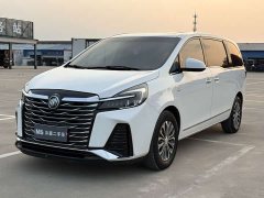Buick GL8 Land Business Class 652T Luxury - ფოტო 1