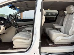 Buick GL8 Land Business Class 652T Luxury - ფოტო 8
