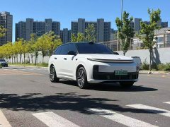 Li Auto L7 MAX - ფოტო 3