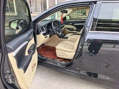 Toyota Highlander 2.0T AWD Luxury 7-Seater - ფოტო 4