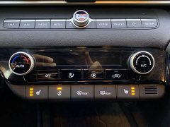 Hyundai Elantra 2023 1.5L CVT Luxury - ფოტო 10